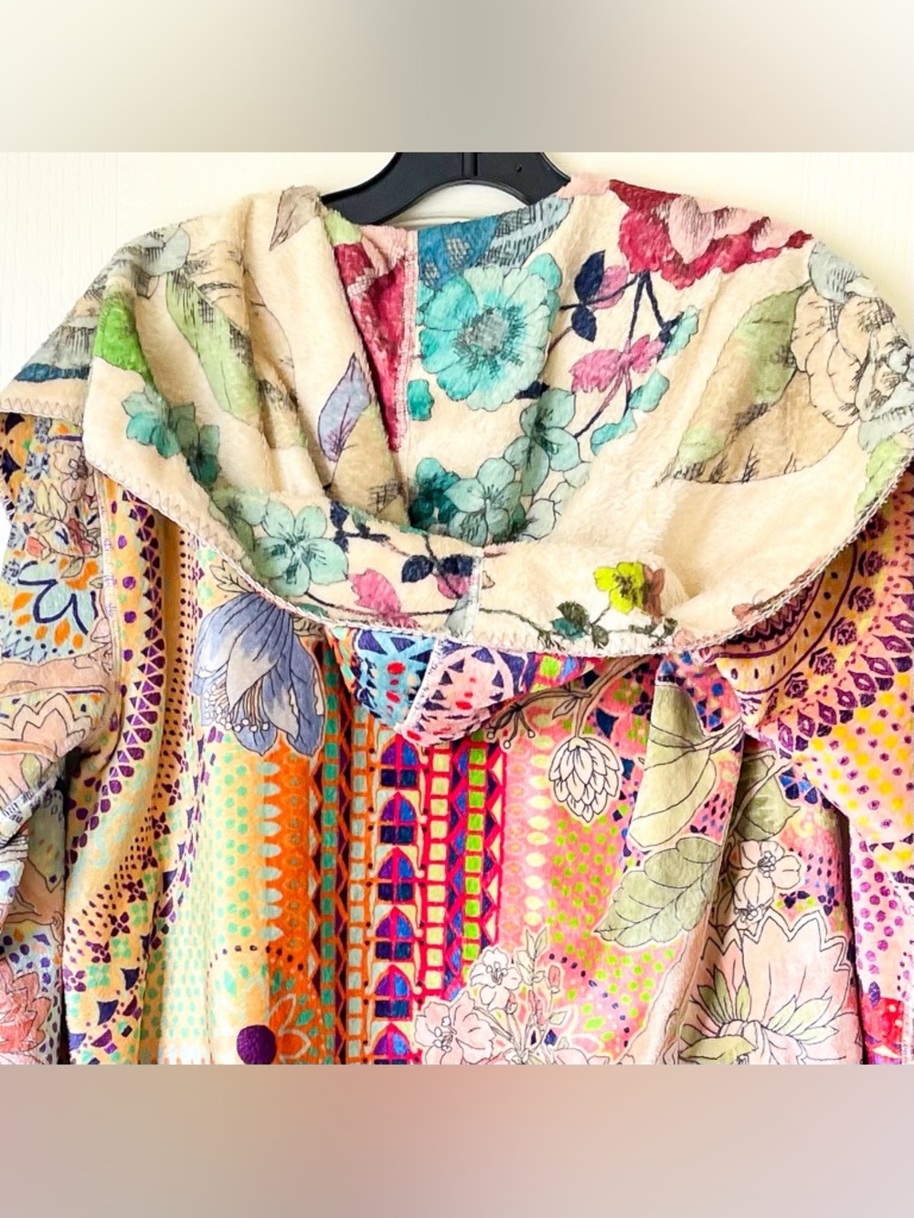 Johnny Was Reversible Sherpa Hooded Jacket Mosaic Multi Small EUC - Picture 7 of 10